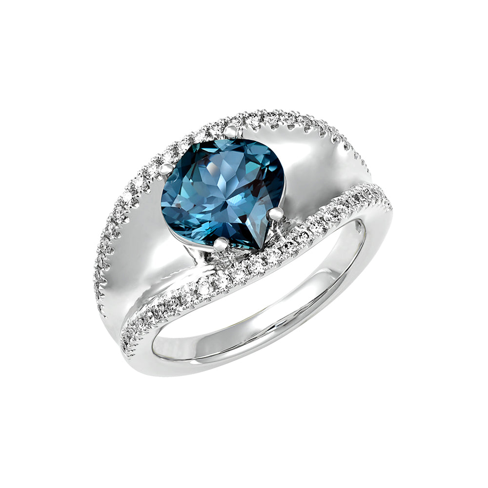 Alexandrite & Diamond Ring