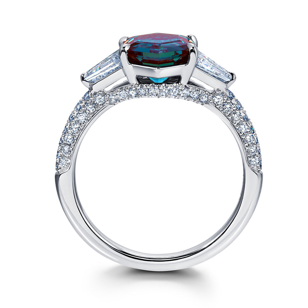 Alexandrite & Diamond Ring