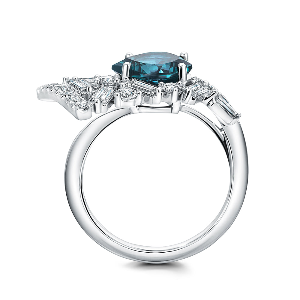 Alexandrite & Diamond Ring