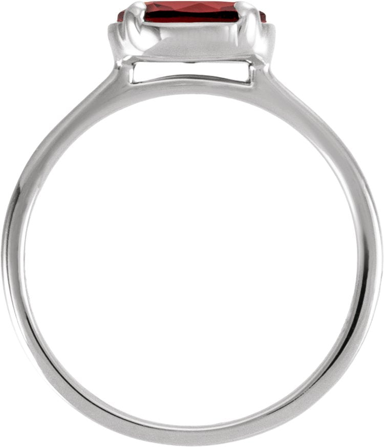 Sterling Silver Natural Mozambique Garnet Claw-Prong Bezel-Style Ring